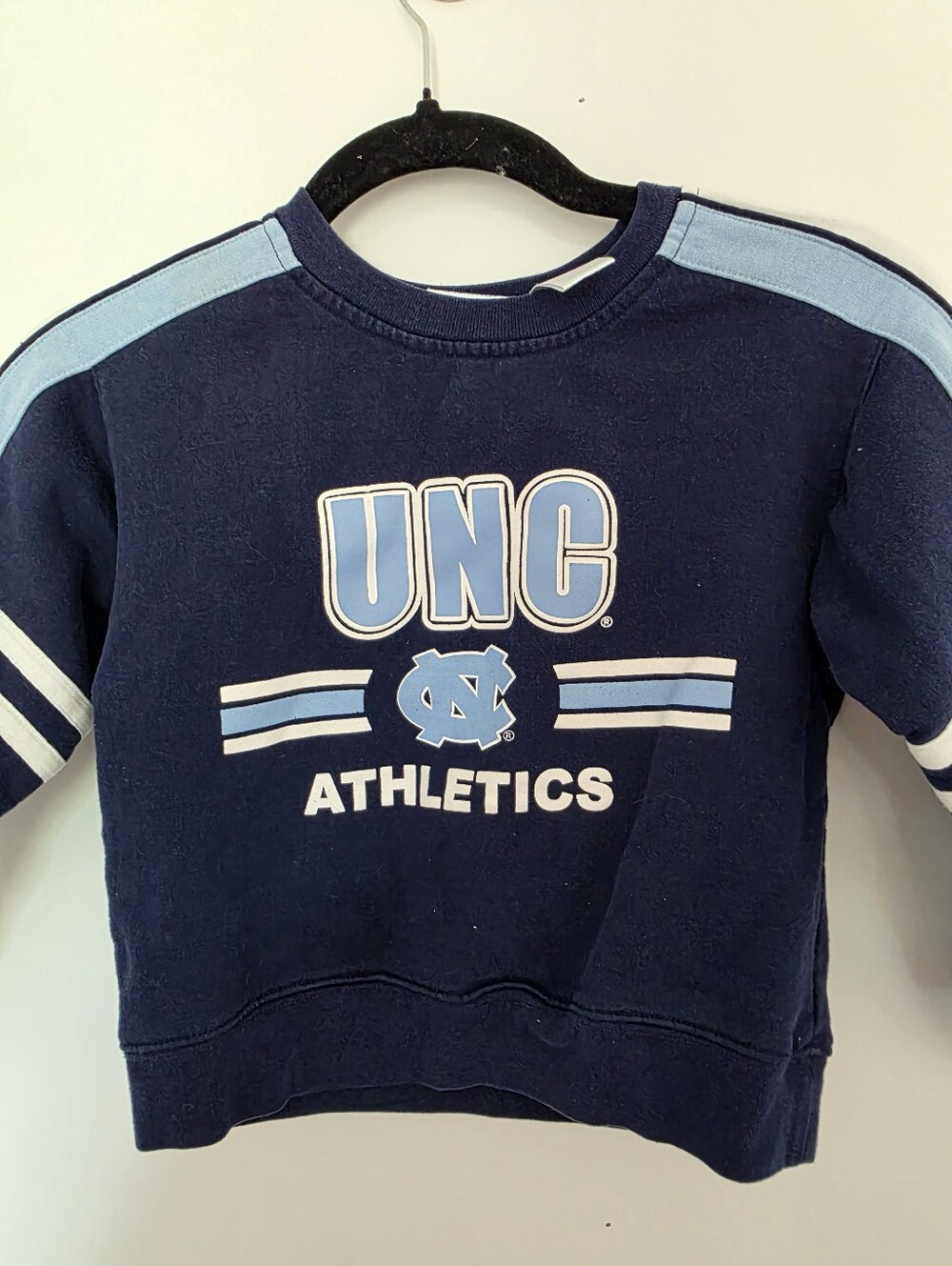 NCAA By Outerstuff Boys UNC Athletic Sweatshirt Tarheels XS (4/5) Blue